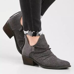 Spartan Canvas Ankle Boot